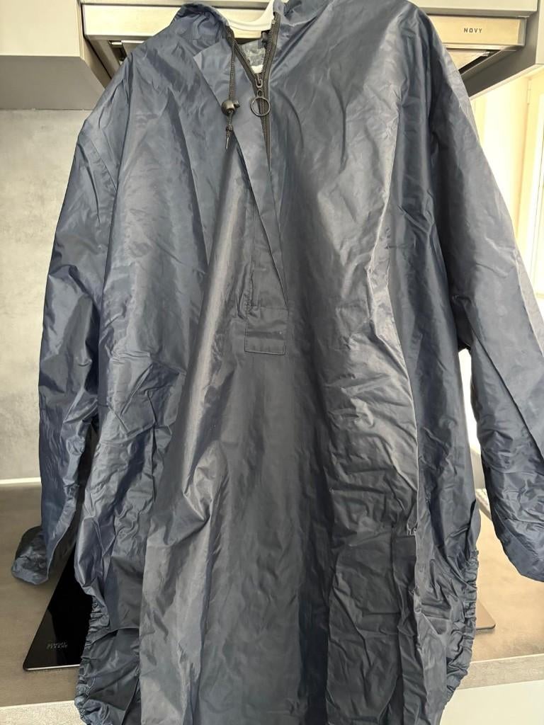 regenkape rolstoelgebruiker, Ophalen of Verzenden