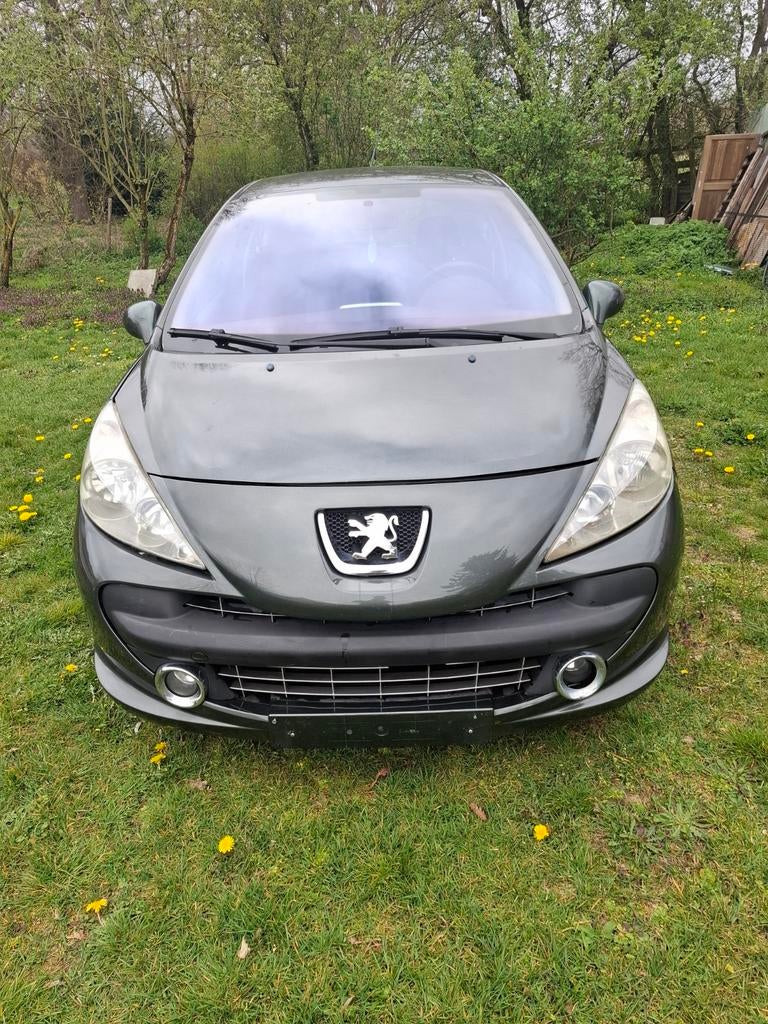 Peugeot 2004 weining km 136km euro 4/1.4cc, Auto's, Peugeot, Particulier, 14 cc, Euro 4, 5 zetels