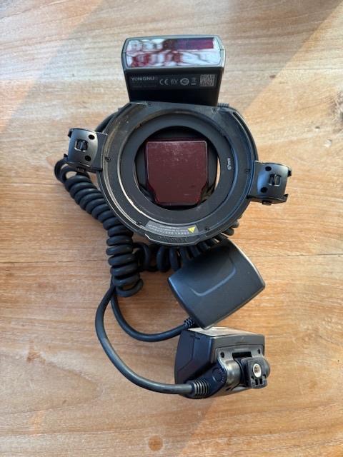 Yongnuo macroflits voor Canon YN24EX, Audio, Tv en Foto, Foto | Flitsers, Ophalen, Zo goed als nieuw, Overige merken
