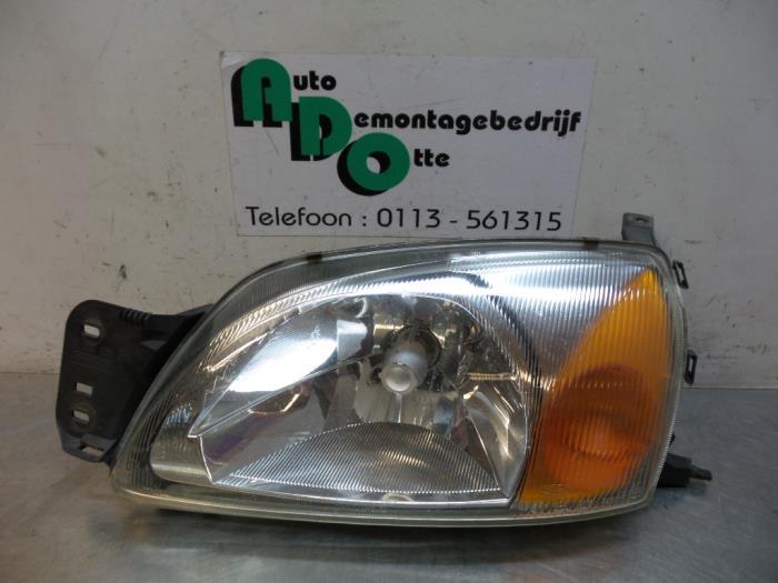Koplamp links van een Ford Fiesta (Fiesta 95-), Auto-onderdelen, Gebruikt, -, -, Ophalen of Verzenden