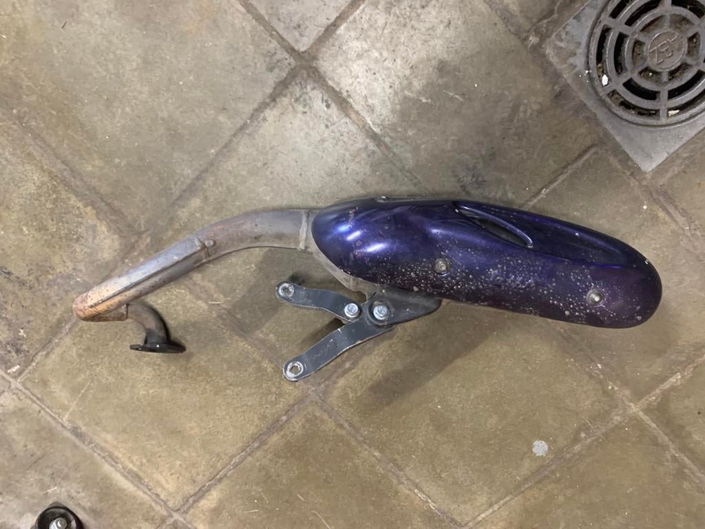 Pot d’échappement pour MBK nitro, Enlèvement