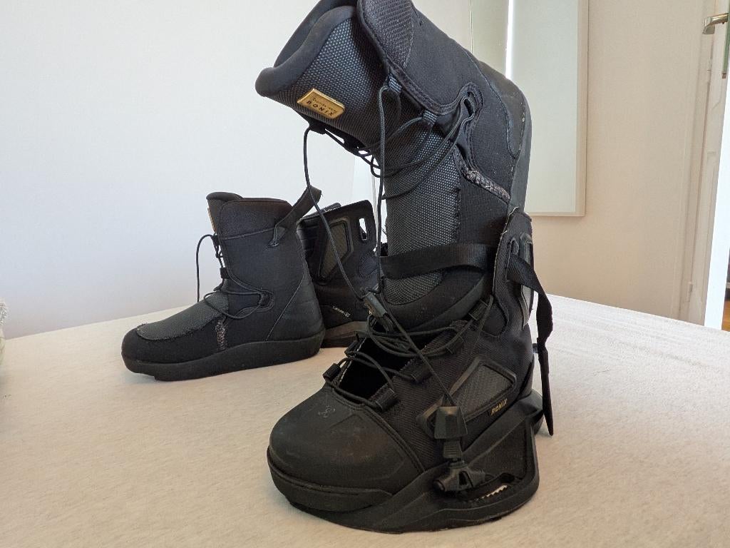 Chausses Wakeboard Ronix Kinetik Project Carbitex, Enlèvement ou Envoi, Utilisé, Chaussures