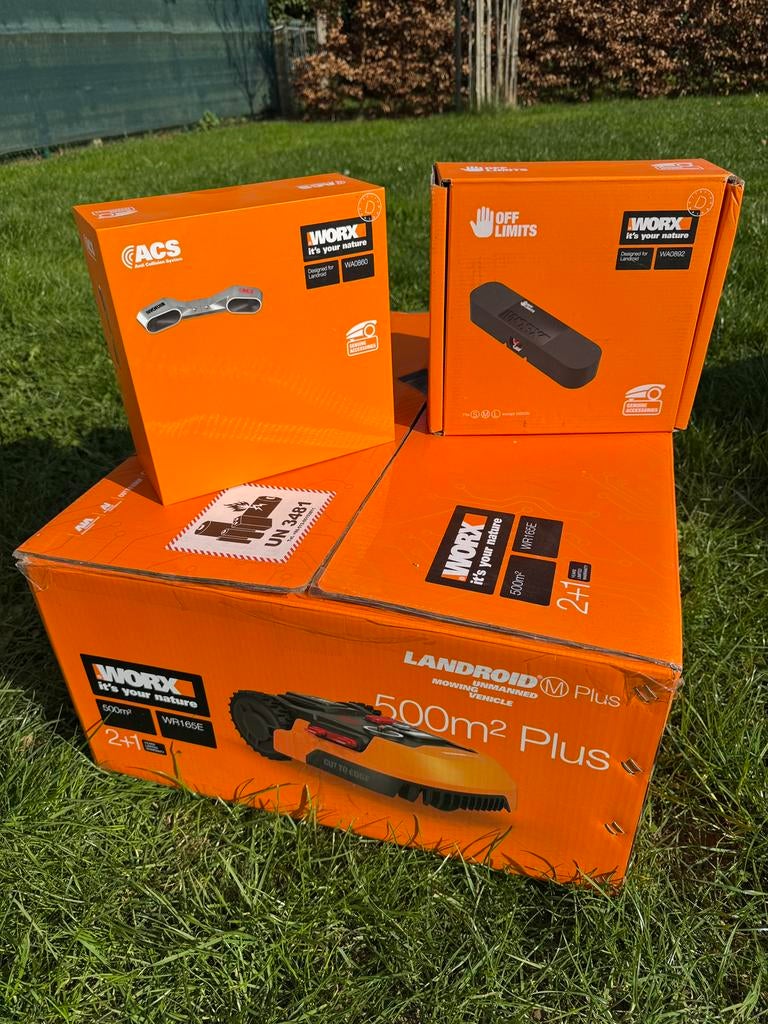 Worx Landroid M500 Plus + accessoires – sous garantie, Jardin & Terrasse, Enlèvement, Comme neuf