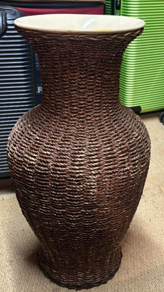 Vase de sol/porte-parapluie décoratif aspect rotin — 45 cm, Antiquités & Art, Enlèvement