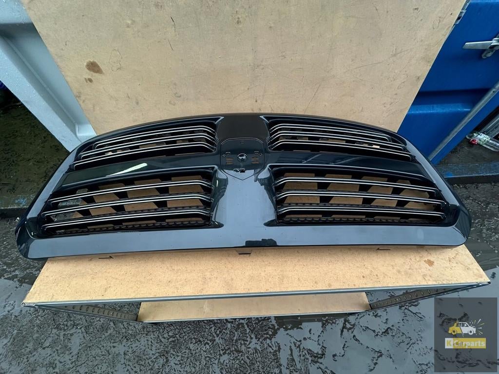 Calandre factice pour Dodge RAM IV 1500, Autos : Pièces & Accessoires, Taurusavenue 1
2132 LS  Hoofddorp, NL, Stellantis N.V.