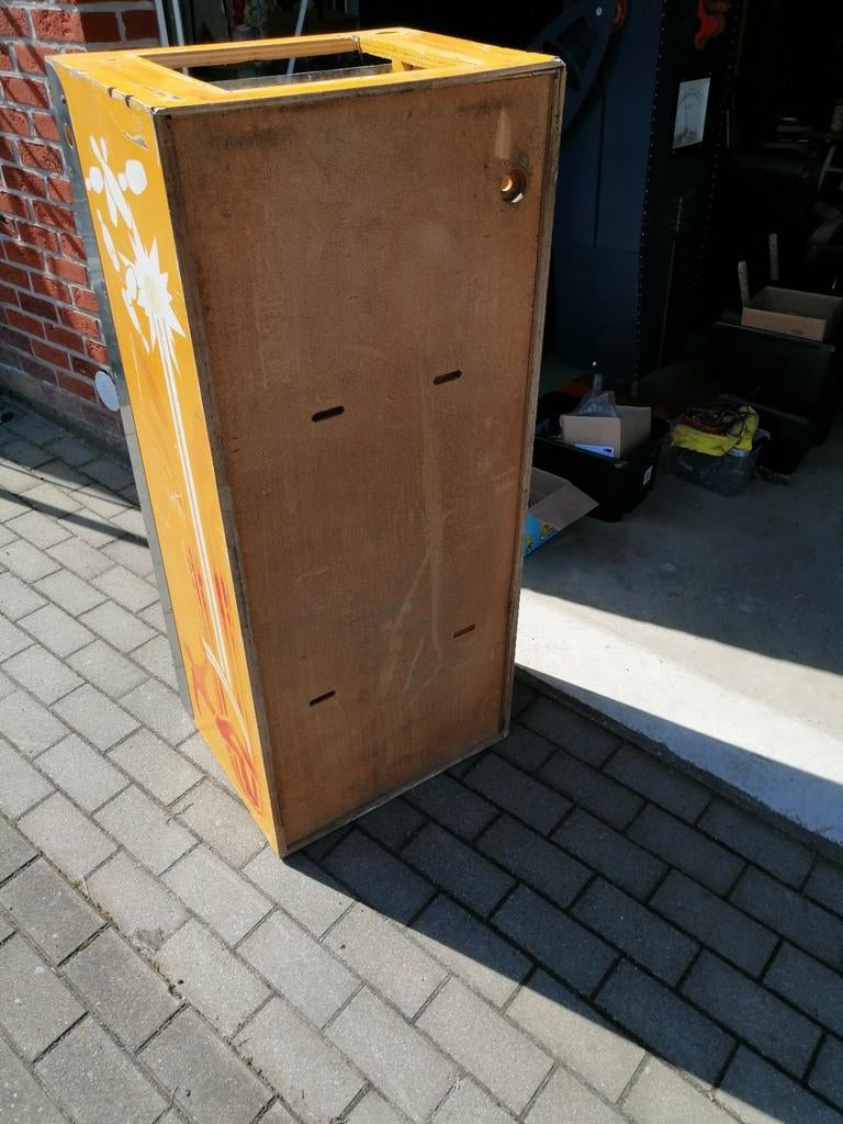 Pincab caisse de flipper Bally Strikes and spares vide, Collections, Machines | Flipper (jeu), Bally