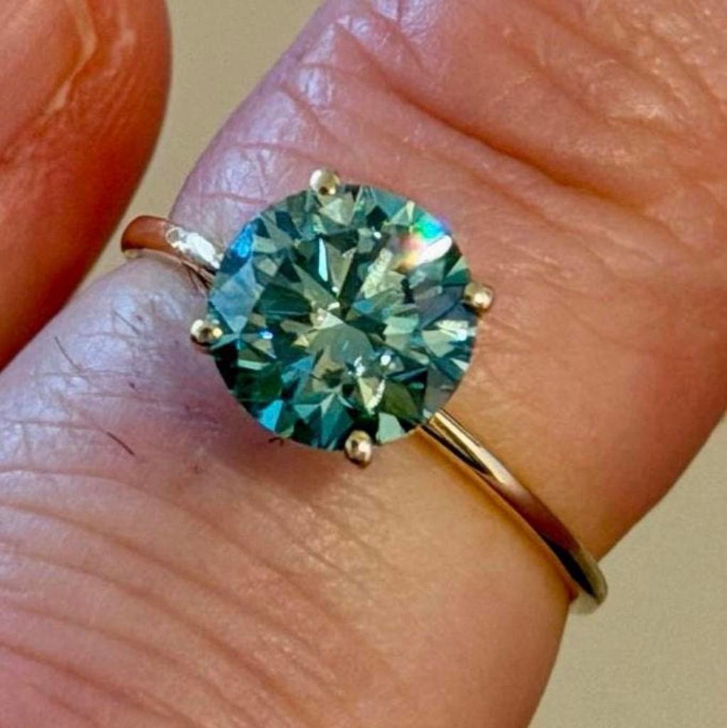 Gouden ring met groene fancy vivid green diamant van 2.19ct!, Bijoux, Sacs & Beauté, Bagues, Neuf, Or, 17 à 18, Jaune