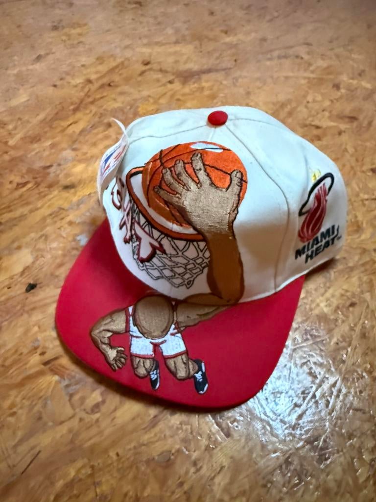 NBA Slam Dunk 90’s authentic cap, Enlèvement, Comme neuf