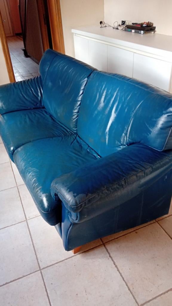 2 zit in LEDER.  Gratis af te halen Beveren leie., Huis en Inrichting, Ophalen