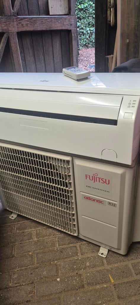 Fujitsu airconditioning 18000btu zo goed als nieuw, Ophalen, Verwarmen, Afstandsbediening