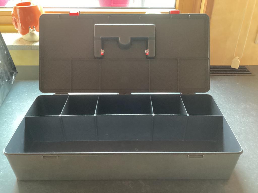 Boîte à outils, Antiquités & Art, Enlèvement