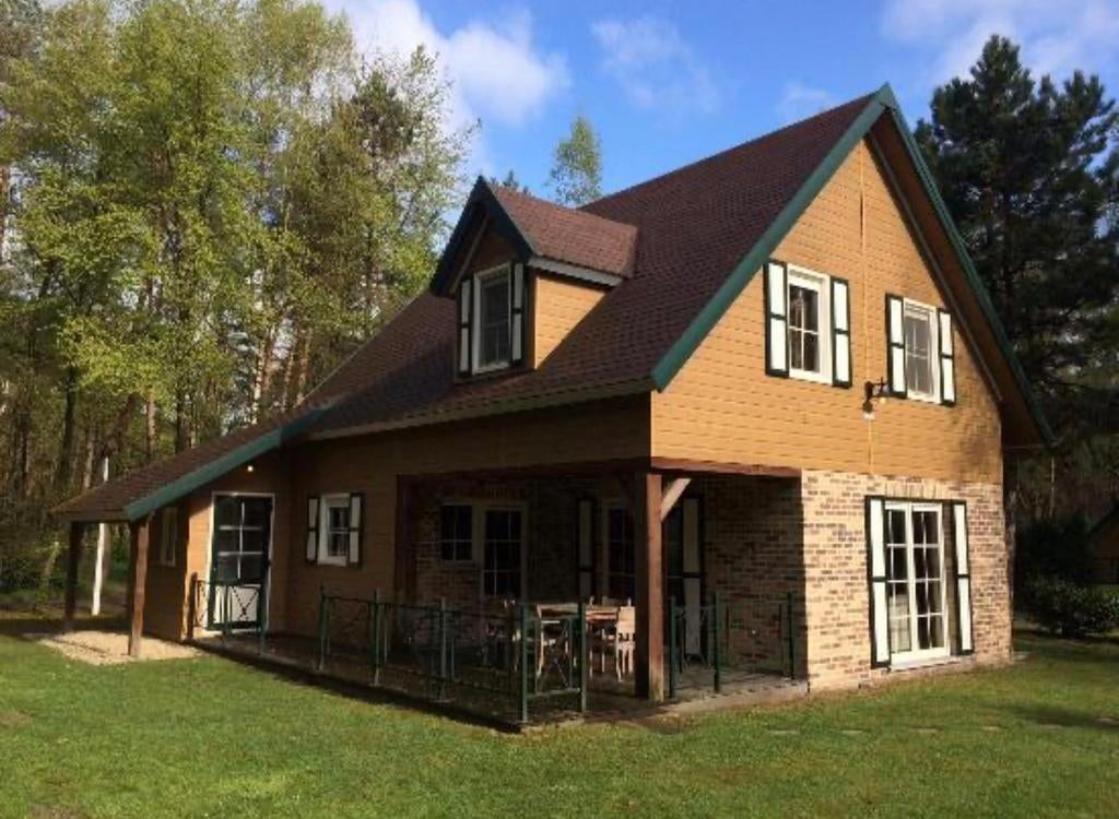 Zeer ruim vakantiehuis te midden Limburg, Immo