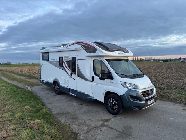 Roller Team "Magnifico 285 TL", Caravans en Kamperen, Mobilhomes, Ringverwarming, 7 tot 8 meter, Particulier, Fiat