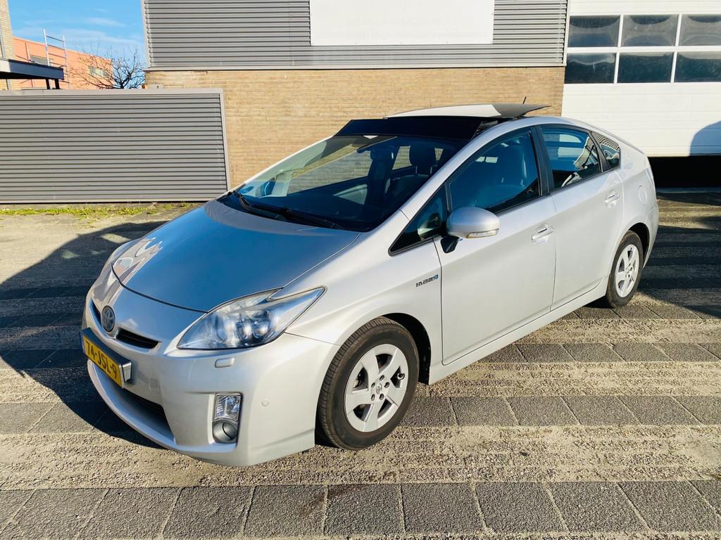 Toyota Prius 1.8 Executive Pano leder camera (automatique), Autos, Toyota, Cuir, Achat, 5 portes, Automatique