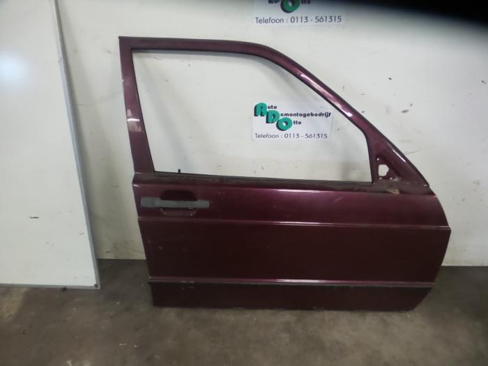 Portier 4Deurs rechts-voor van een Mercedes 190E/D (190E/D 8, Gebruikt, -, Deur, -