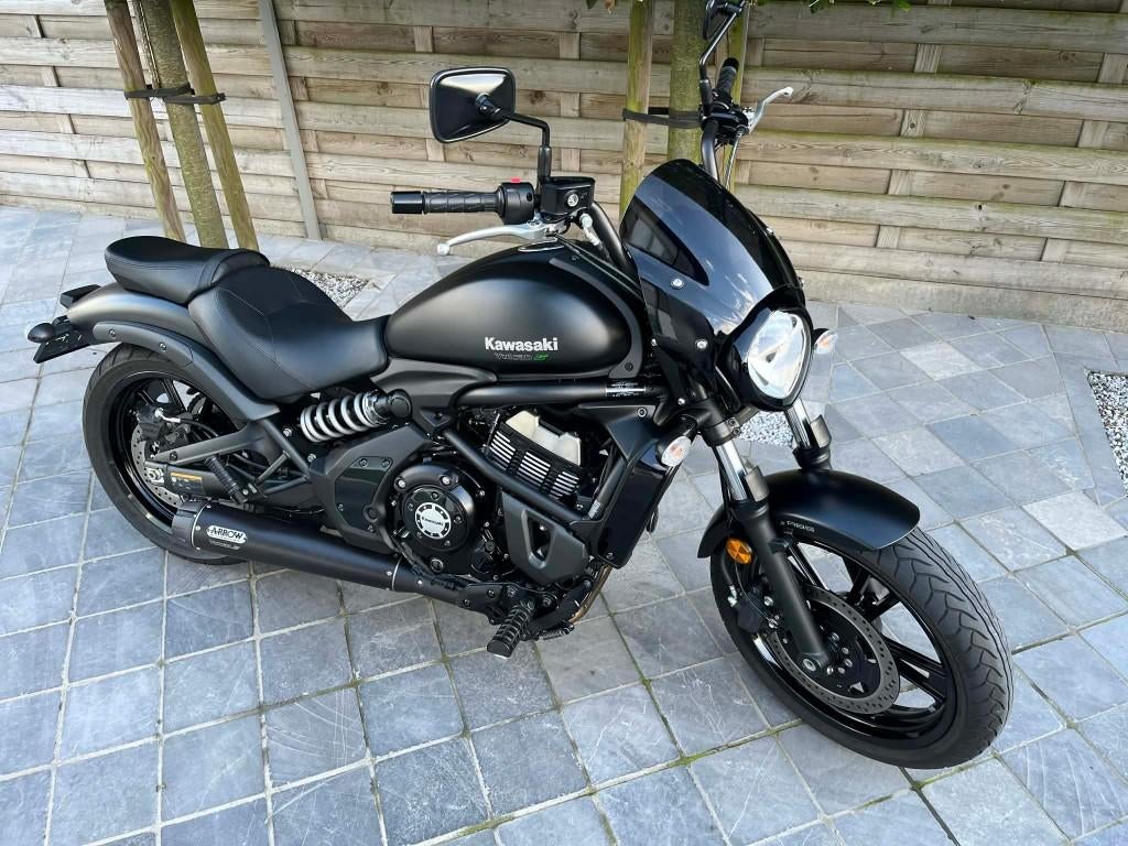 kawasaki vulcan 650s **1700km** 6/2023 **performance pack**, Motoren, Motoren | Kawasaki, 2 cilinders, Bedrijf, Meer dan 35 kW