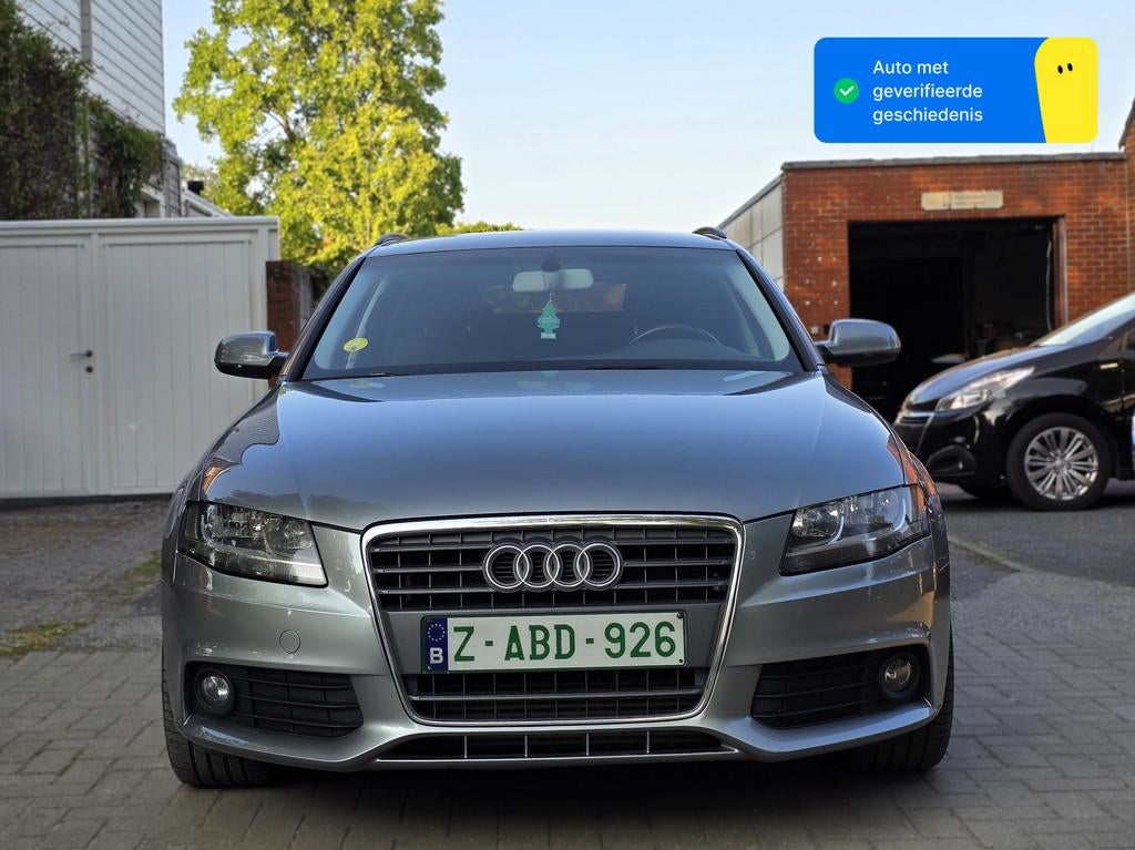 Audi A4 AVANT/DISTRIBUTIERIEM VERVANGEN/COATING, Auto's, Audi, Voorwielaandrijving, Euro 5, Stof, Gebruikt