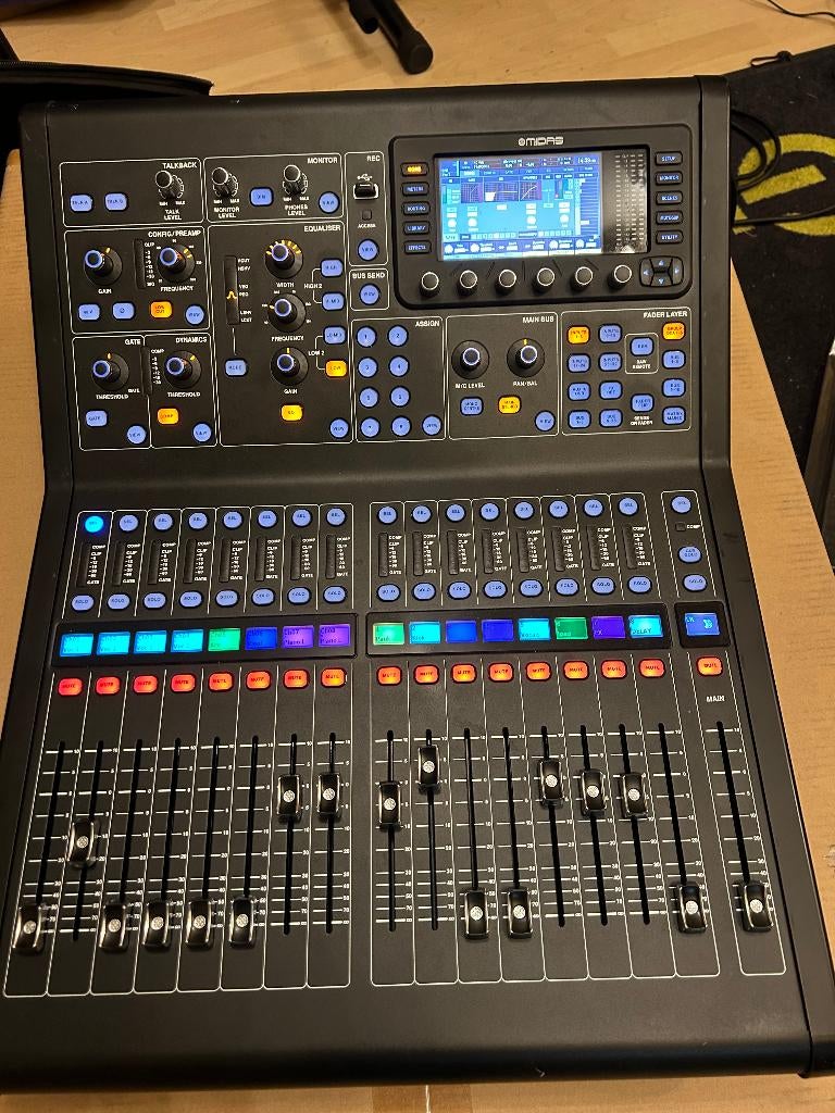 Midas M32R Live met extra's, Audio, Tv en Foto, Professionele apparaten, Ophalen, Gebruikt, Audio