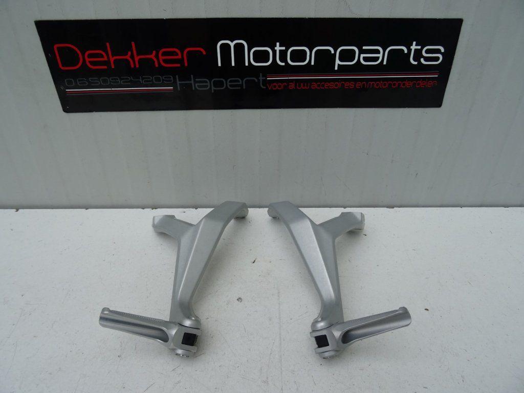 Set Duo / Passagiers Voetsteunen Ducati Panigale V2 955 2020, Motoren, -, -, Nieuw, Ophalen of Verzenden