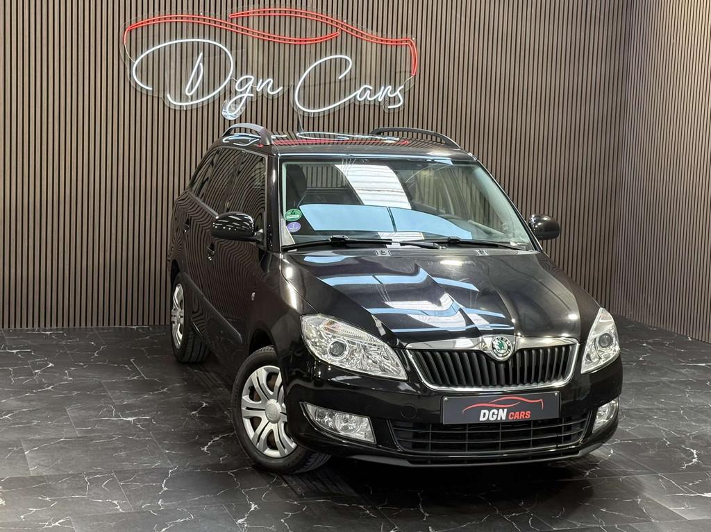 Skoda Fabia Fabia SW 1.2 TSI Ambition DSG (bj 2011), Auto's, Automaat, Euro 5, Gebruikt, Zwart