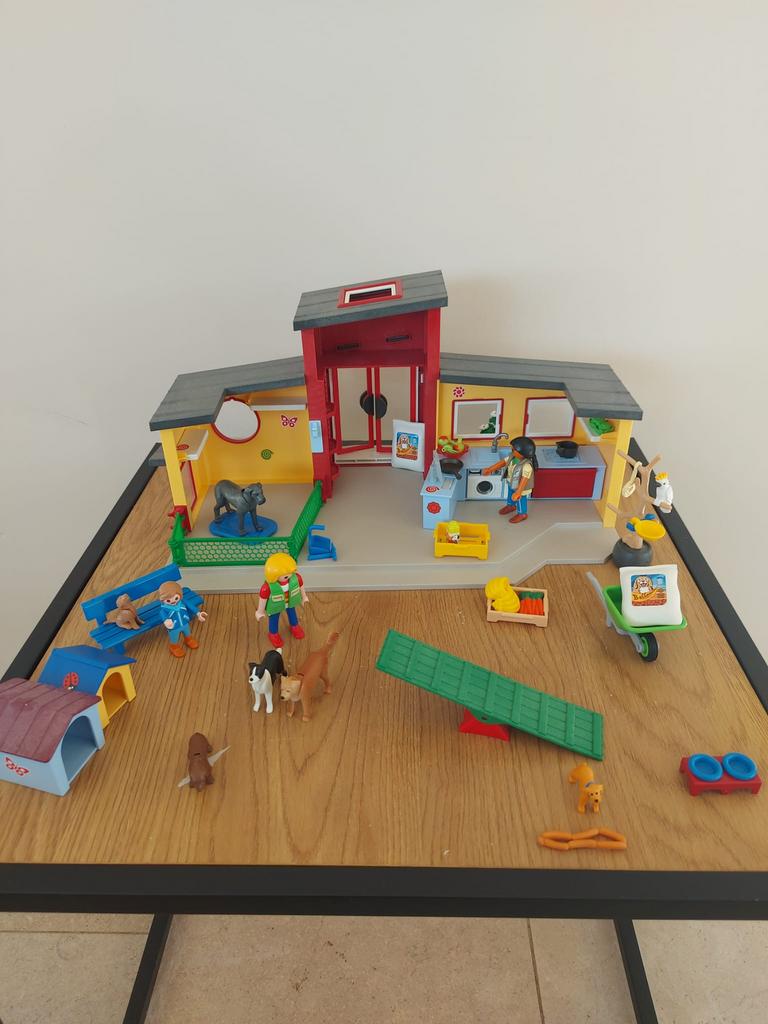 Playmobil 9275 City Life Dierenpension., Ophalen, Zo goed als nieuw