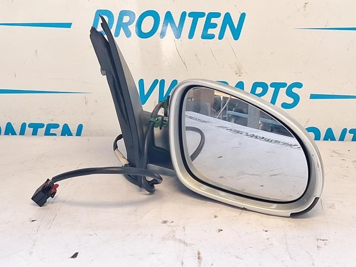 Buitenspiegel rechts van een Volkswagen Golf, Gebruikt, -, Volkswagen, -