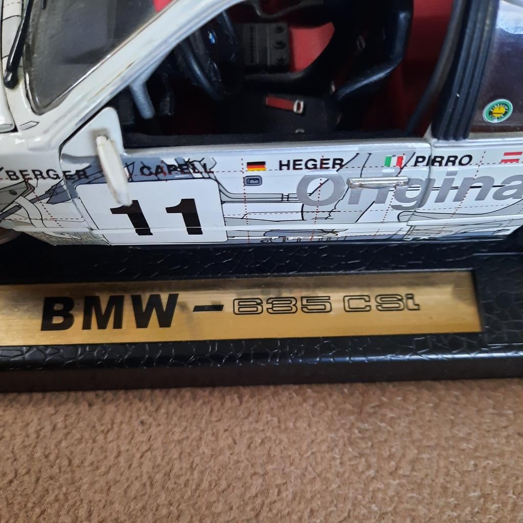 BMW 635 CSI . 30 cm X 14,5 cm . Doe bod ., Ophalen of Verzenden