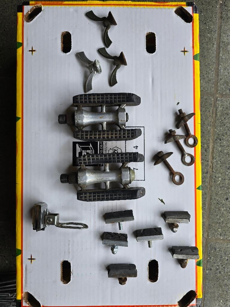 Fietsonderdelen Vintage ideaal om oude fietsen te herstellen, Fietsen en Brommers, Ophalen