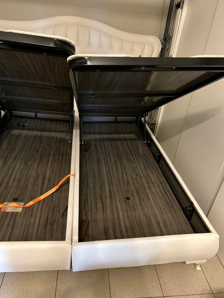 İstikbal bed, Maison & Meubles, Enlèvement, Utilisé