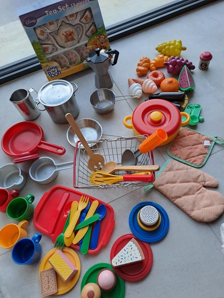 Jouet, jeu de rôle: magasin de cuisine, Enlèvement, Bois