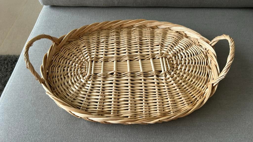 Rieten dienblad. Nieuw. 45 x 31cm. H 4 cm., Huis en Inrichting, Woonaccessoires | Dienbladen, Ophalen, Zo goed als nieuw