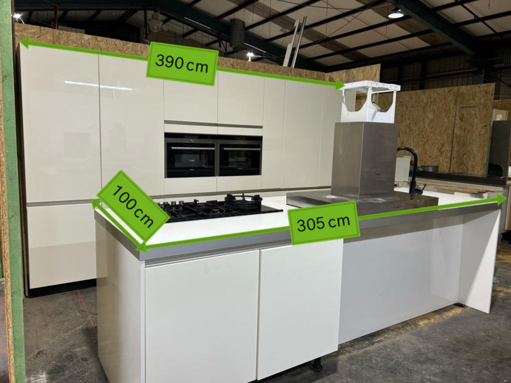 #10 Grand cuisine blanche laque avec ilot central, Enlèvement ou Envoi, Comme neuf, Bois