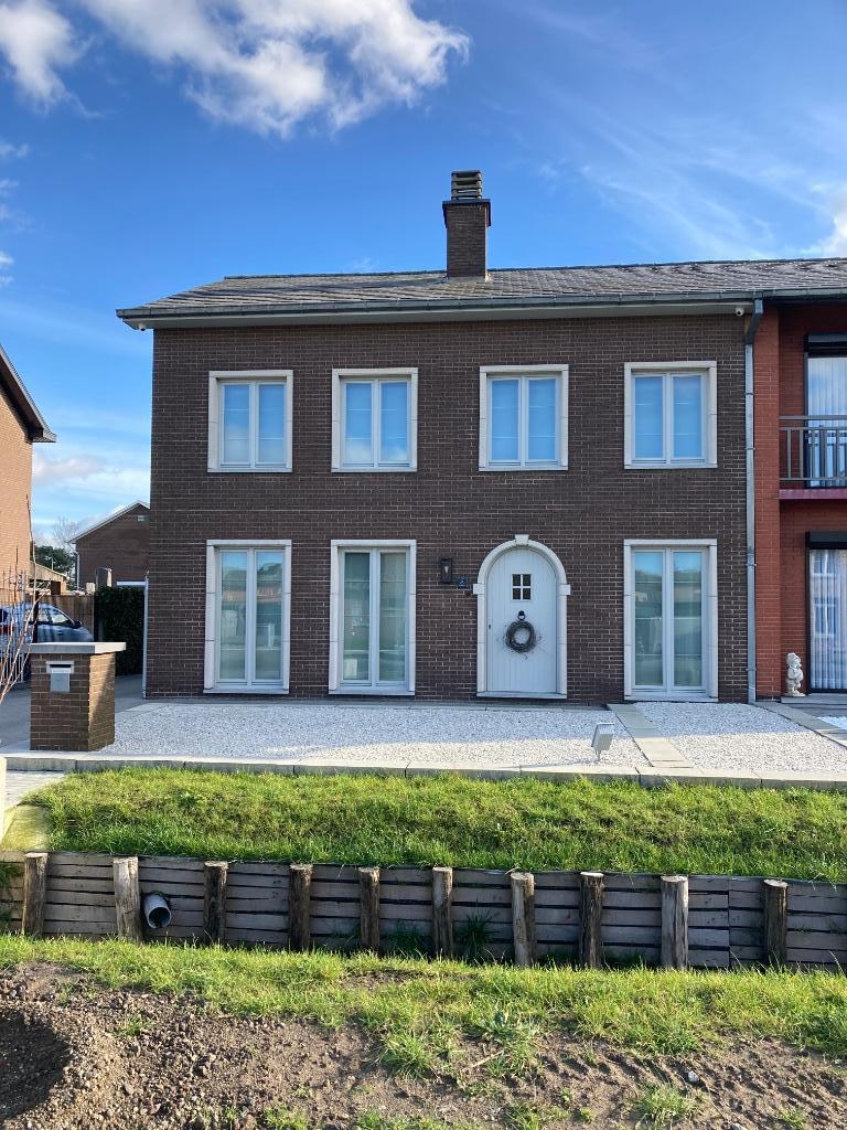 Balen: Instapklare HOB, Immo, Maisons à vendre, Province d'Anvers, 200 à 500 m², Maison Bi-familiale ou Jumelée, Ventes sans courtier