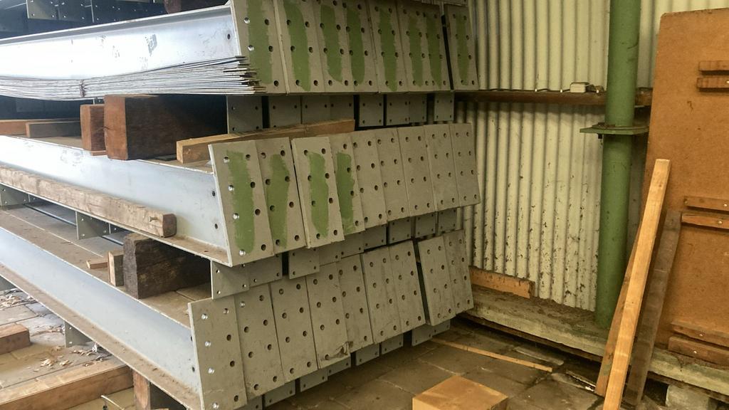 Zadeldak spanten 20x30, Jardin & Terrasse, Poteaux, Poutres & Planches, Comme neuf, Enlèvement