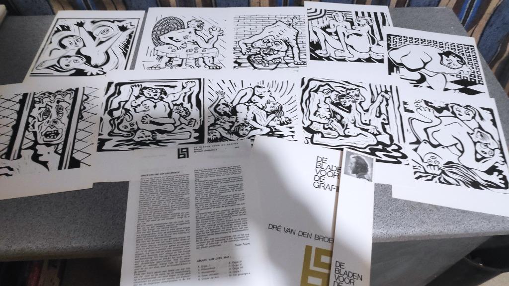 De bladen voor de grafiek Dre Van Den Broeck, Ophalen of Verzenden