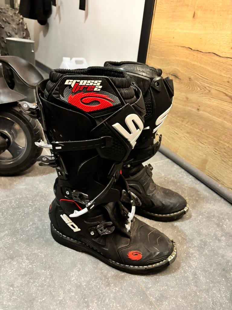 Bottes SIDI comme neuve taille 44, Motos, Enlèvement ou Envoi, Bottes