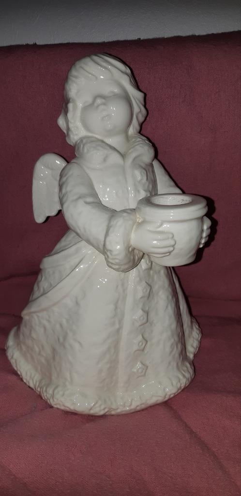 ANGE EN PORCELAINE : GOEBEL, Enlèvement ou Envoi