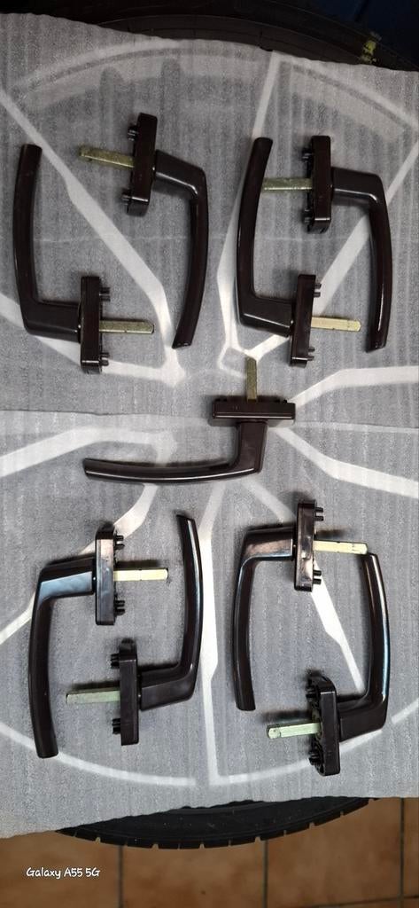 Poignée de fenêtre  châssis Deckeuninck, Bricolage & Construction, Enlèvement ou Envoi, Comme neuf