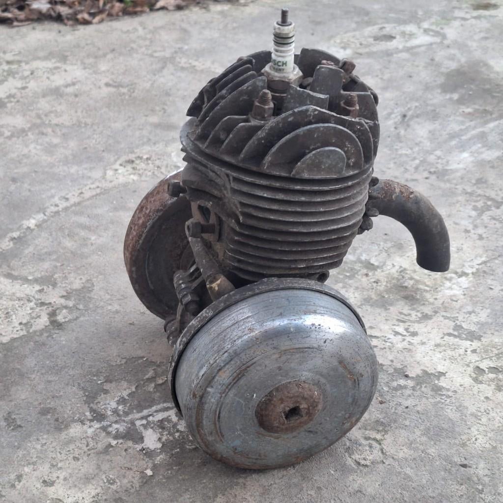 Motobecane av-motor, Ophalen of Verzenden