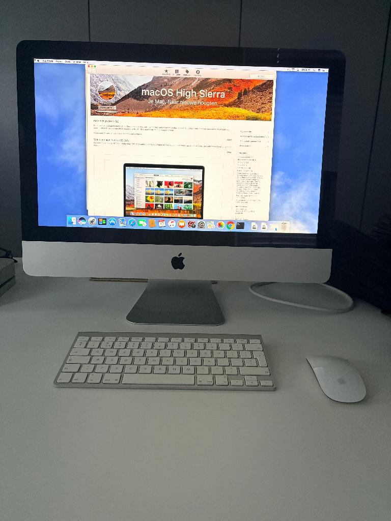 Apple IMac 21.5" 256Gb SSD 8Gb RAM keyboard muis, Ophalen, IMac, 21.5", Gebruikt