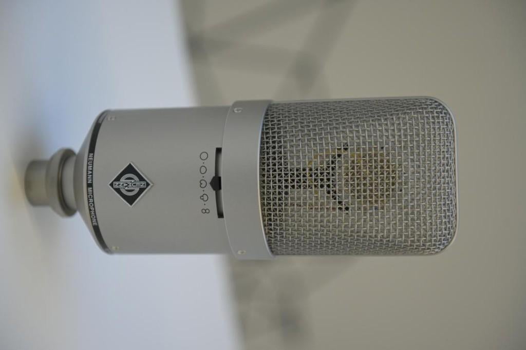 Neumann M 149 Tube Condenser Mic – Excellent – Complete 230V, Musique & Instruments, Microphones, Enlèvement, Comme neuf, Micro studio