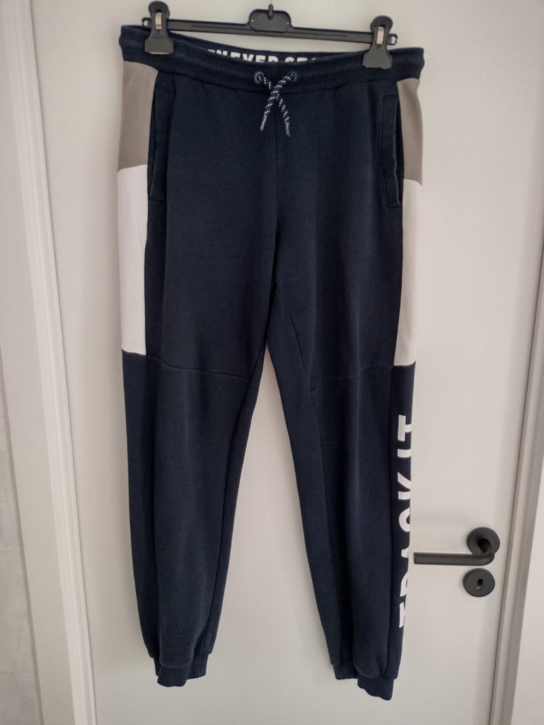 Trainingsbroek, maat 182, Kinderen en Baby's, Kinderkleding | Overige, Ophalen of Verzenden, Zo goed als nieuw, C&A, Jongen