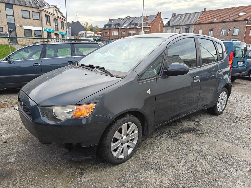 Mitsubishi Colt 1.3 16V en pièces, Enlèvement, Utilisé, Mitsubishi