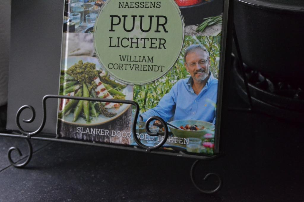 KOOKBOEKENSTEUN ~zinc grijs~ Landelijk, Antiek en Kunst, Ophalen of Verzenden, Diverse auteurs