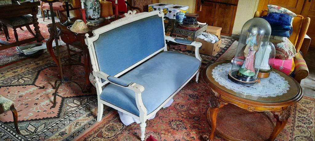 Salon avec fauteuil en velours bleu et 3 chaises assorties, Maison & Meubles, Quatre personnes ou plus, Belle Epoque/Interbellum