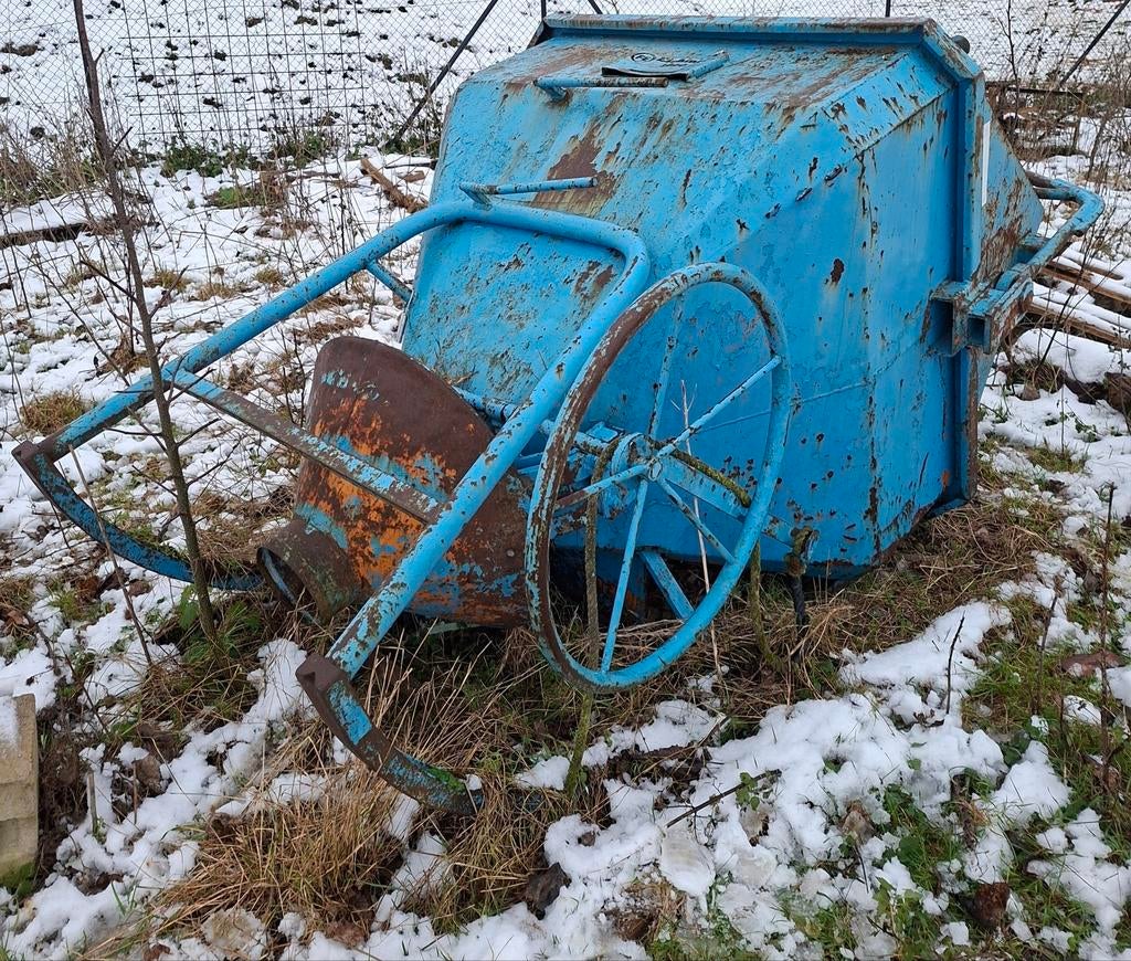 Benne à béton 1000 L, Bricolage & Construction, Enlèvement, Utilisé, Fer