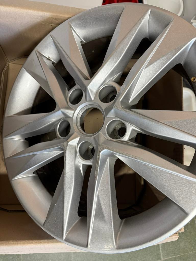 Aluminium velg ssangyong 18 inch, Ophalen, 18 inch, Gebruikt, Velg(en)