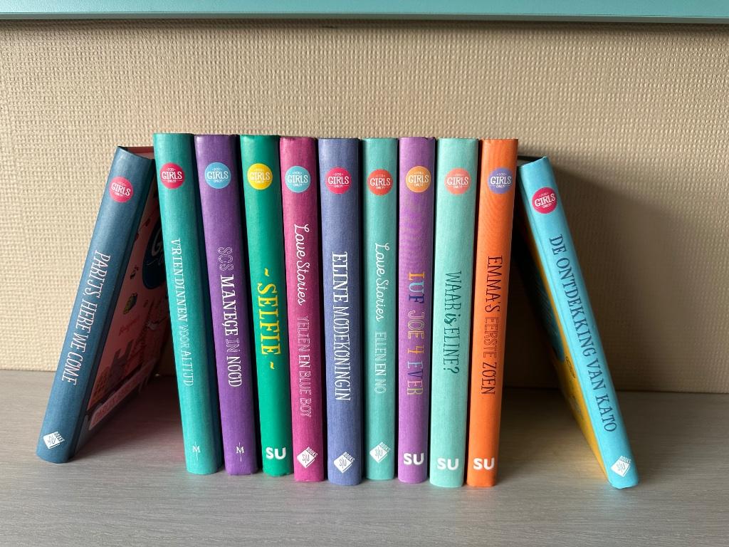 Boekenreeks for girls only (11 stuks), Boeken, Ophalen, Zo goed als nieuw, Hetty van Aar, Fictie