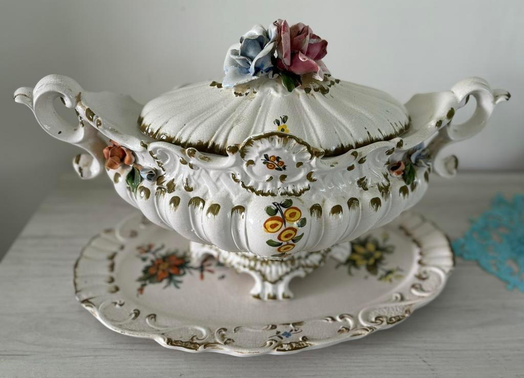 Bassano Très grande soupière avec son plateau, Antiquités & Art, Enlèvement