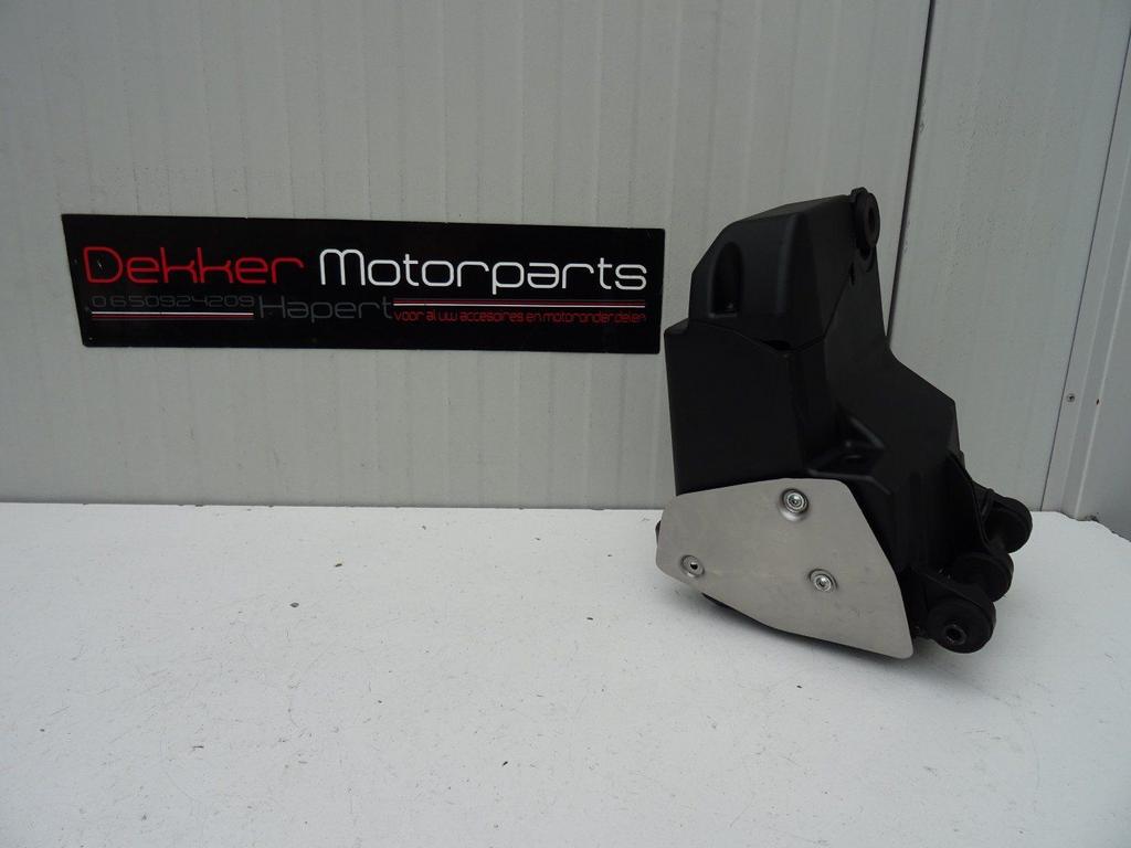 Accubak / Battery Holder Ducati Monster 821 2018-2019-2020, Ophalen of Verzenden, -, -, -